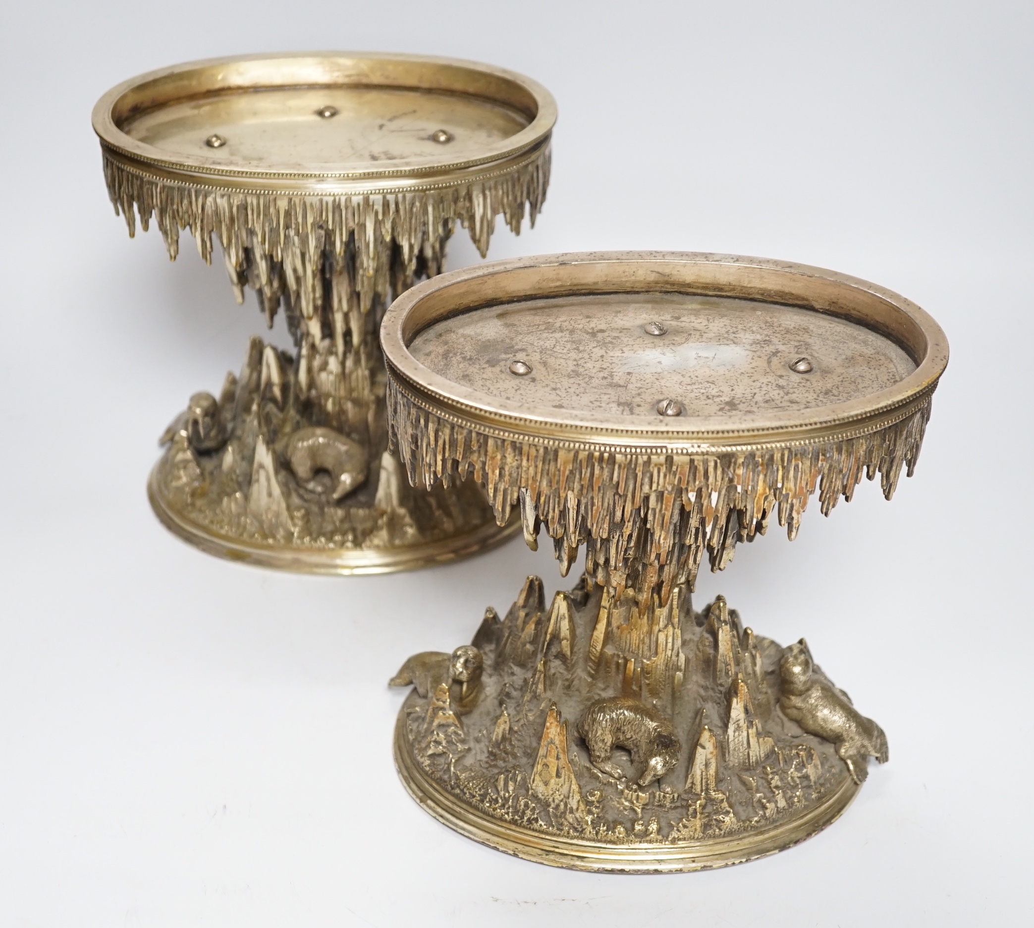 A pair of Victorian electroplate 'Arctic' centrepiece stands, 20cm tall
